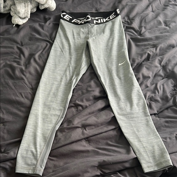 Women’s Gray Nike Pro Leggings - Picture 1 of 3